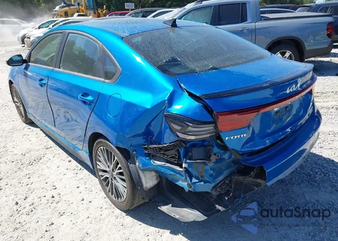 2023 Kia Forte Gt-Line z USA, uszkodzony, nr VIN 3KPF54AD9PE561710